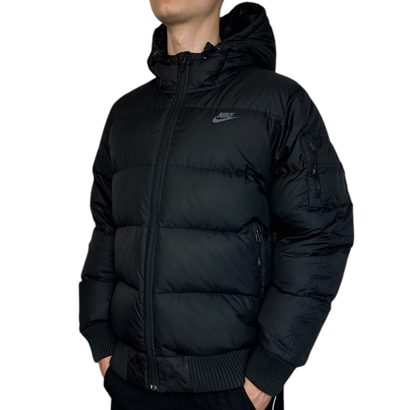 Nike Vintage Y2K Down Pufferjacke Schwarz - vintageconcierge