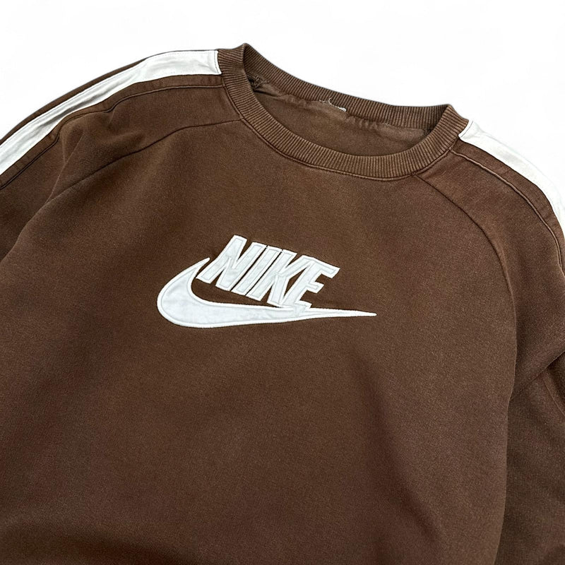 Nike Vintage Y2K Logo Sweater Braun - vintageconcierge