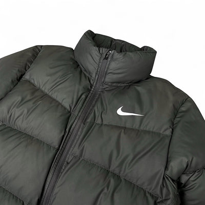 Nike Vintage Y2K Puffer Daunenjacke - vintageconcierge