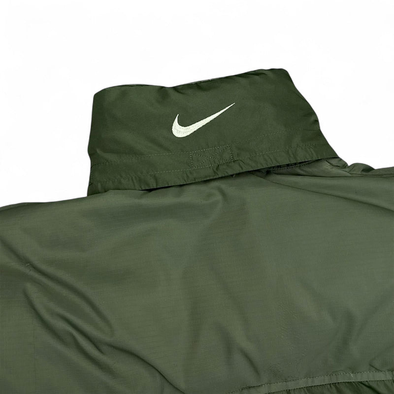 Nike Vintage Y2K Puffer Daunenjacke Khaki - vintageconcierge