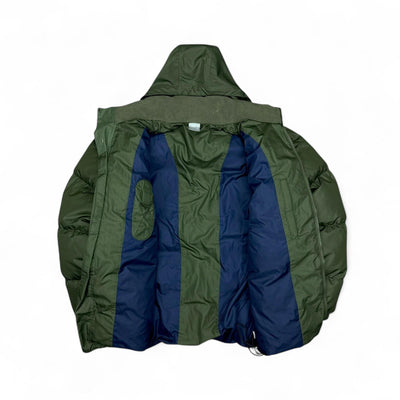 Nike Vintage Y2K Puffer Daunenjacke Khaki - vintageconcierge