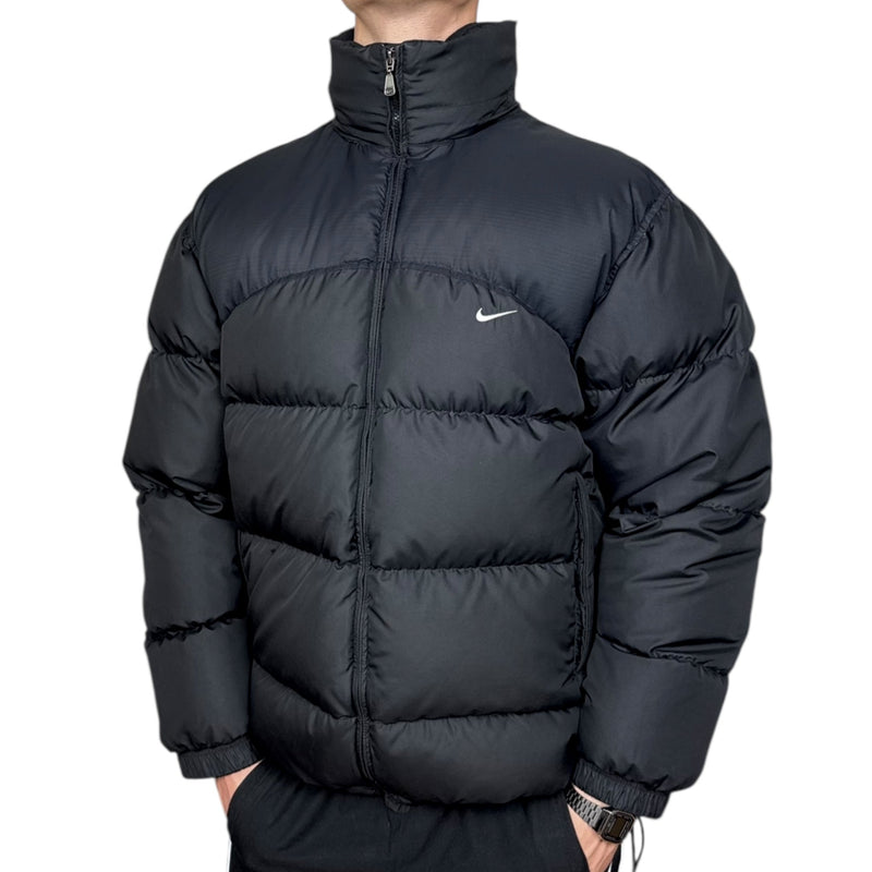 Nike Vintage Y2K Puffer Daunenjacke Schwarz - vintageconcierge