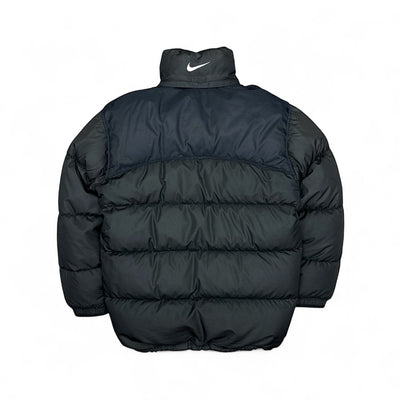 Nike Vintage Y2K Puffer Daunenjacke Schwarz - vintageconcierge