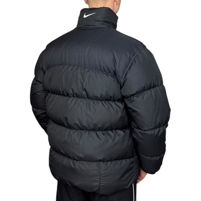 Nike Vintage Y2K Puffer Daunenjacke Schwarz - vintageconcierge