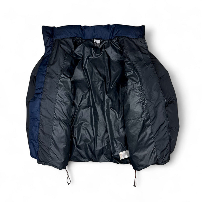 Nike Vintage Y2K Puffer Daunenjacke Schwarz - vintageconcierge