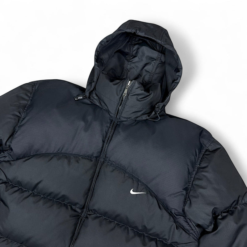 Nike Vintage Y2K Puffer Daunenjacke Schwarz - vintageconcierge