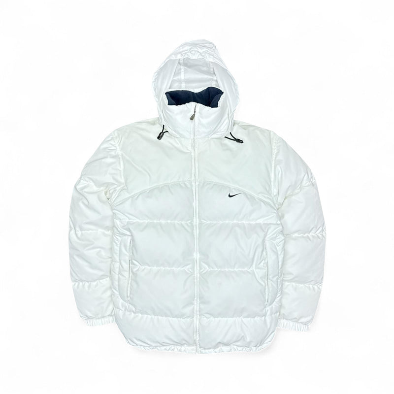 Nike Vintage Y2K Puffer Daunenjacke Weiß - vintageconcierge