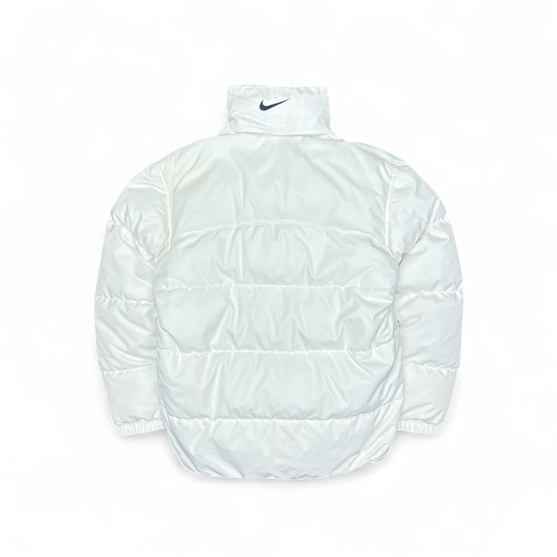 Nike Vintage Y2K Puffer Daunenjacke Weiß - vintageconcierge
