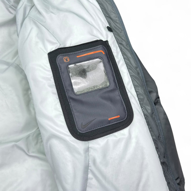 Nike Vintage Y2K Pufferjacke - vintageconcierge