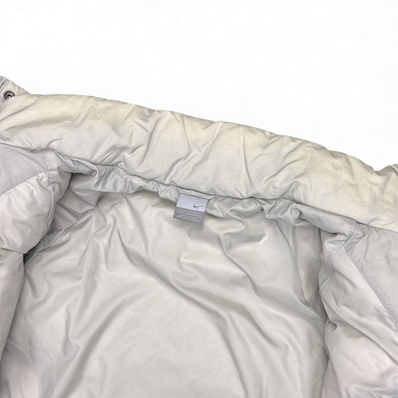 Nike Vintage Y2K Pufferjacke - vintageconcierge