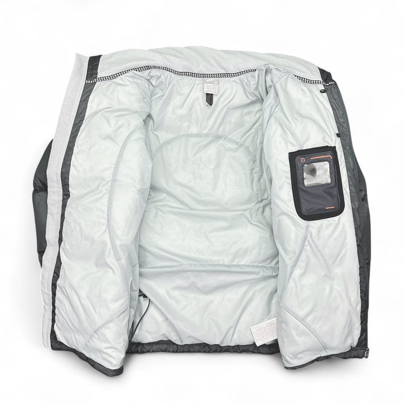 Nike Vintage Y2K Pufferjacke - vintageconcierge