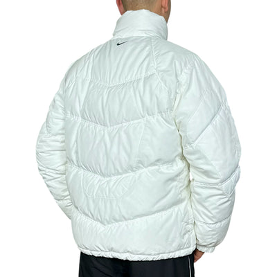 Nike Vintage Y2K Rare Down Puffer Jacke Weiß - vintageconcierge