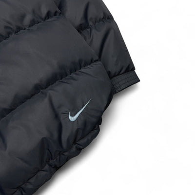 Nike Vintage Y2K Rare Down Pufferjacke Schwarz - vintageconcierge