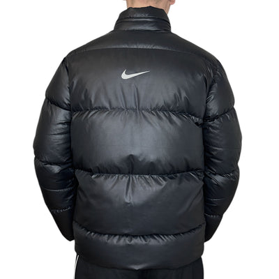 Nike Vintage Y2K Rare Down Pufferjacke Schwarz - vintageconcierge