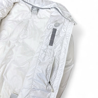 Nike Vintage Y2K Rare Down Pufferjacke Weiß - vintageconcierge