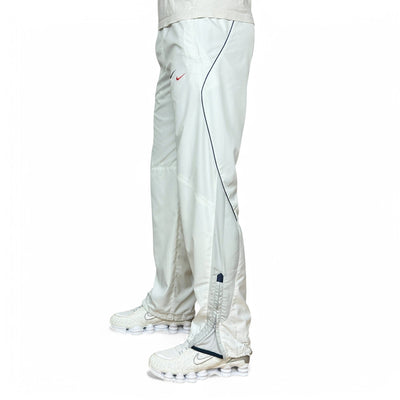 Nike Vintage Y2K Shox DoubleLogo Trackpants Weiß - vintageconcierge