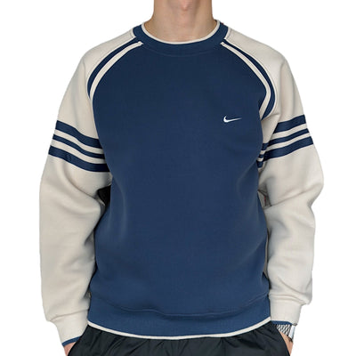 Nike Vintage Y2K Sweater Beige Navy - vintageconcierge