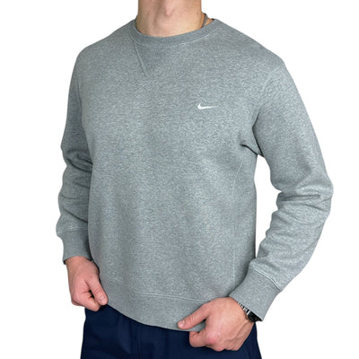 Nike Vintage Y2K Sweater Grau - vintageconcierge