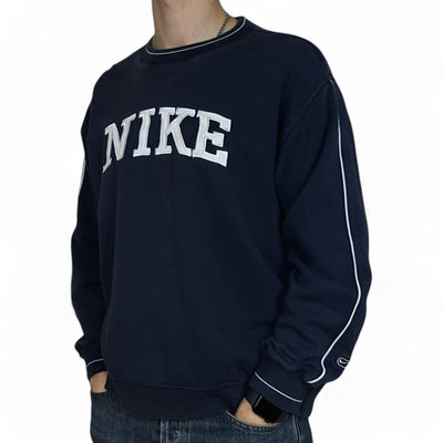 Nike Vintage Y2K Sweater Navy - vintageconcierge