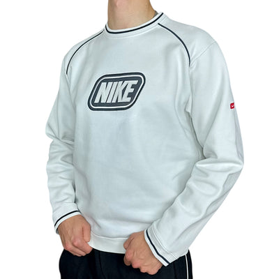 Nike Vintage Y2K Sweater Weiß - vintageconcierge