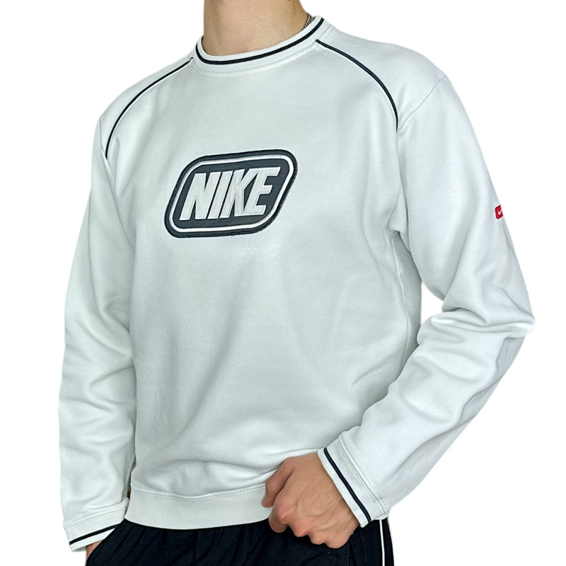 Nike Vintage Y2K Sweater Weiß - vintageconcierge