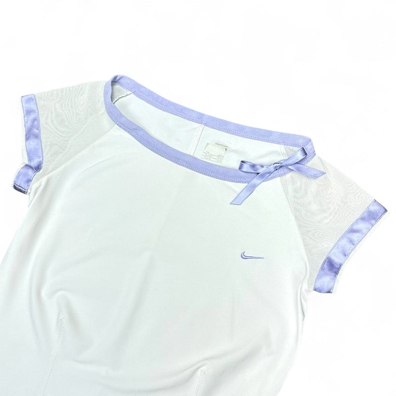 Nike Vintage Y2K T-Shirt - vintageconcierge