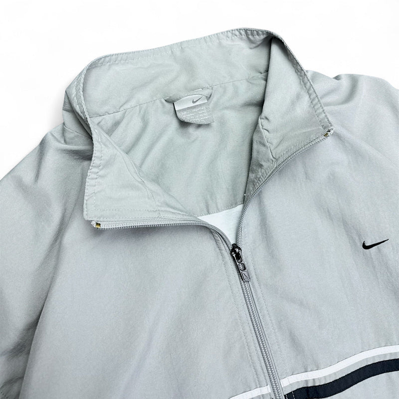 Nike Vintage Y2K Trackjacke Grau Schwarz Weiß - vintageconcierge