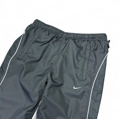 Nike Vintage Y2K Trackpants - vintageconcierge