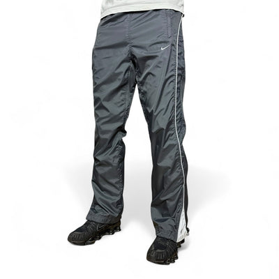 Nike Vintage Y2K Trackpants - vintageconcierge