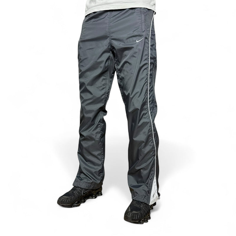 Nike Vintage Y2K Trackpants - vintageconcierge