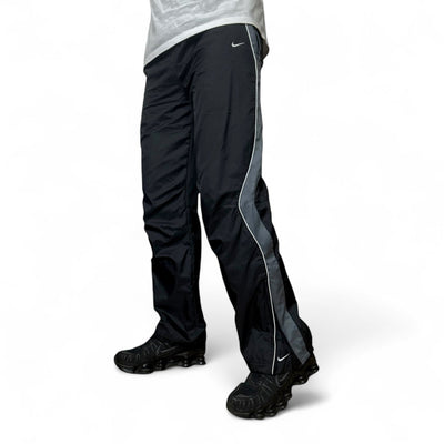 Nike Vintage Y2K Trackpants - vintageconcierge