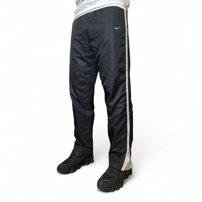 Nike Vintage Y2K Trackpants - vintageconcierge