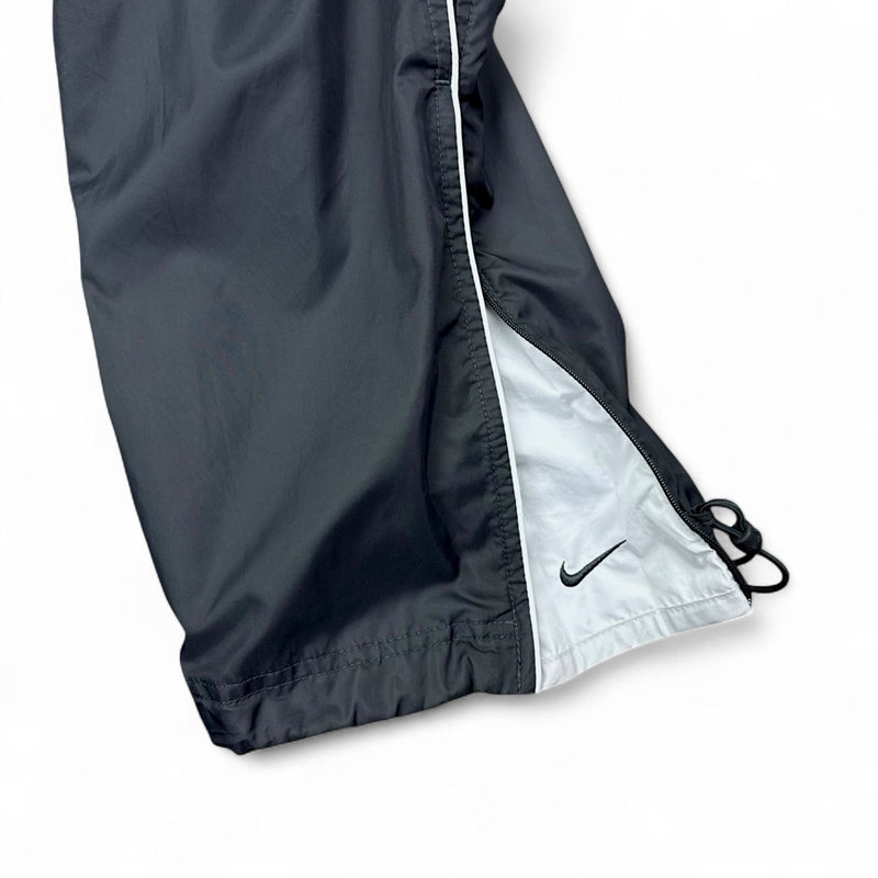 Nike Vintage Y2K Trackpants - vintageconcierge