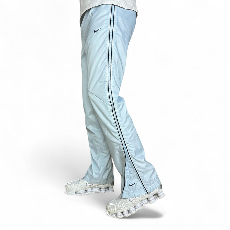 Nike Vintage Y2K Trackpants BabyBlau - vintageconcierge