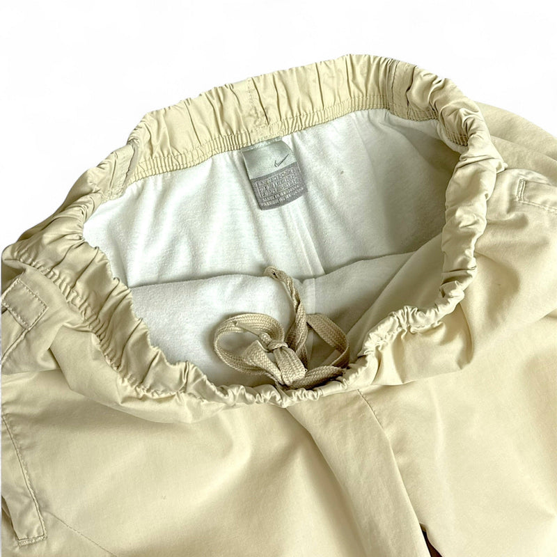 Nike Vintage Y2K Trackpants Beige - vintageconcierge