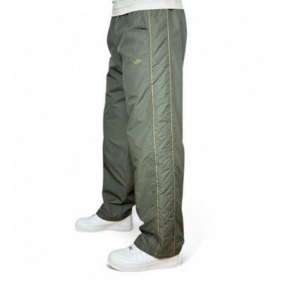 Nike Vintage Y2K Trackpants Khaki - vintageconcierge