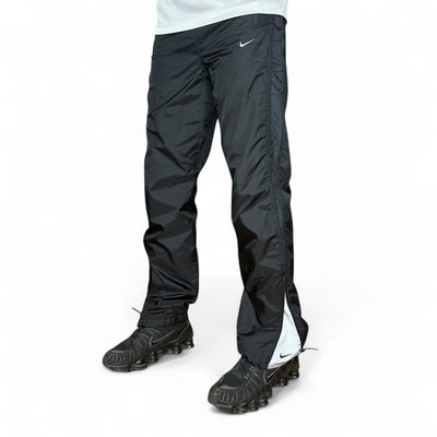 Nike Vintage Y2K Trackpants Schwarz - vintageconcierge