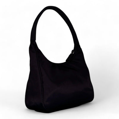 Prada Hobo Bag Re - Edition 2005 - vintageconcierge