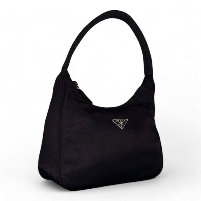 Prada Hobo Bag Re - Edition 2005 - vintageconcierge