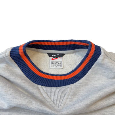 Nike Vintage 90s Rare Spellout Sweater Grau Navy - vintageconcierge
